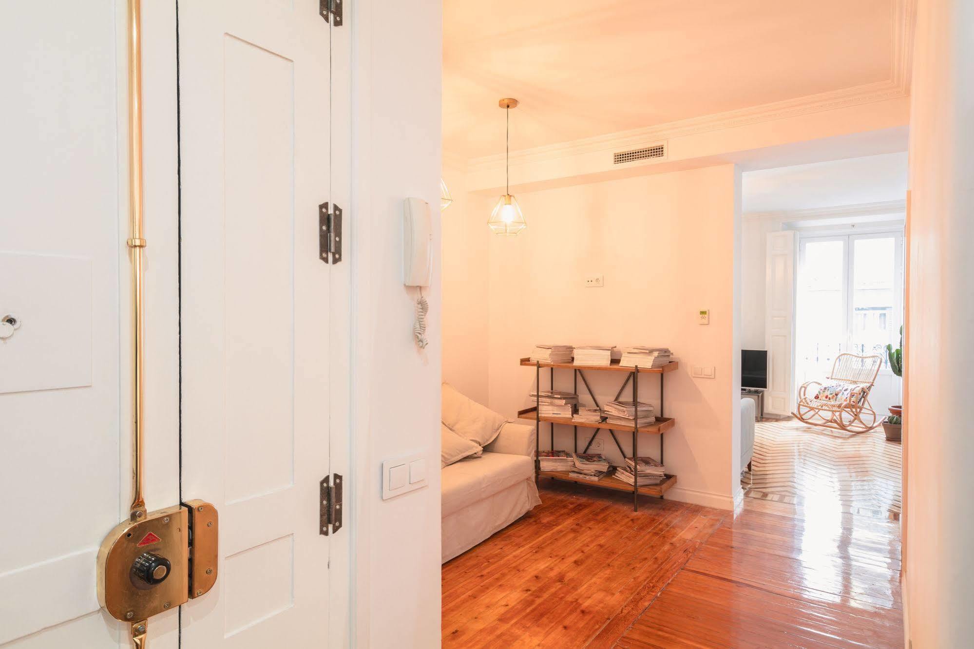 Fuencarral Apartment Madrid Luaran gambar